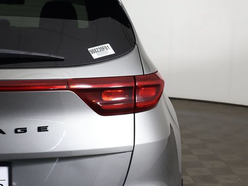 Used 2022 Kia Sportage Nightfall Edition FWD image 13