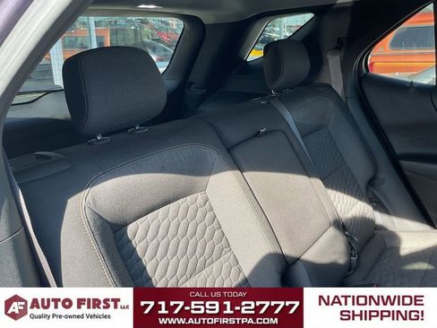 Used 2018 Chevrolet Equinox LT FWD image 11
