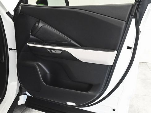 Used 2024 Lexus TX 500h AWD w/ Technology Package image 10