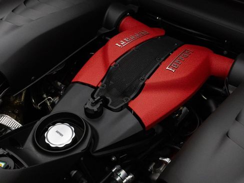 Used 2021 Ferrari F8 Tributo RWD image 27