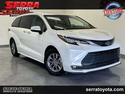 Used 2023 Toyota Sienna XLE
