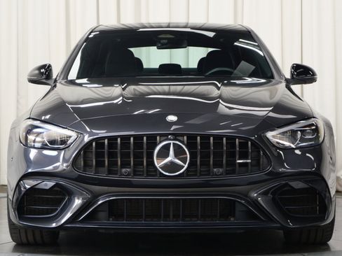 Used 2024 Mercedes-Benz C 63 AMG S image 4