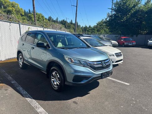 Used 2015 Honda CR-V LX image 3