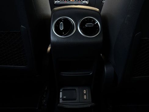 Used 2025 Mercedes-Benz GLA 250 image 13