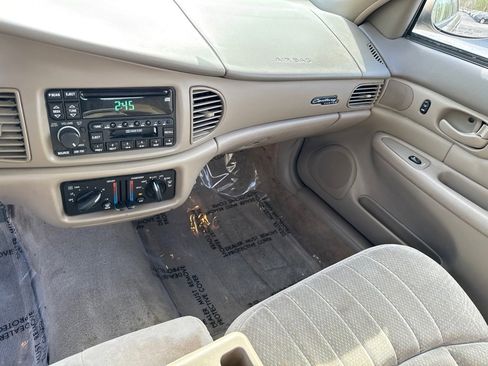 Used 2002 Buick Century Custom w/ Special Edition Pkg image 13