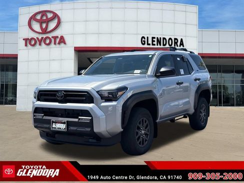 New 2026 Toyota 4Runner SR5 AWD/4WD image 4