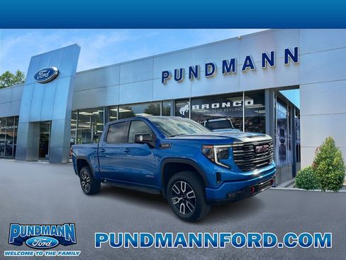 Used 2022 GMC Sierra 1500 AT4 w/ AT4 Premium Package image 1