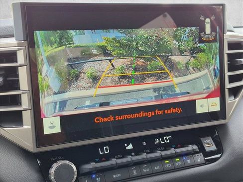 Used 2026 Toyota Tundra Limited AWD/4WD image 7
