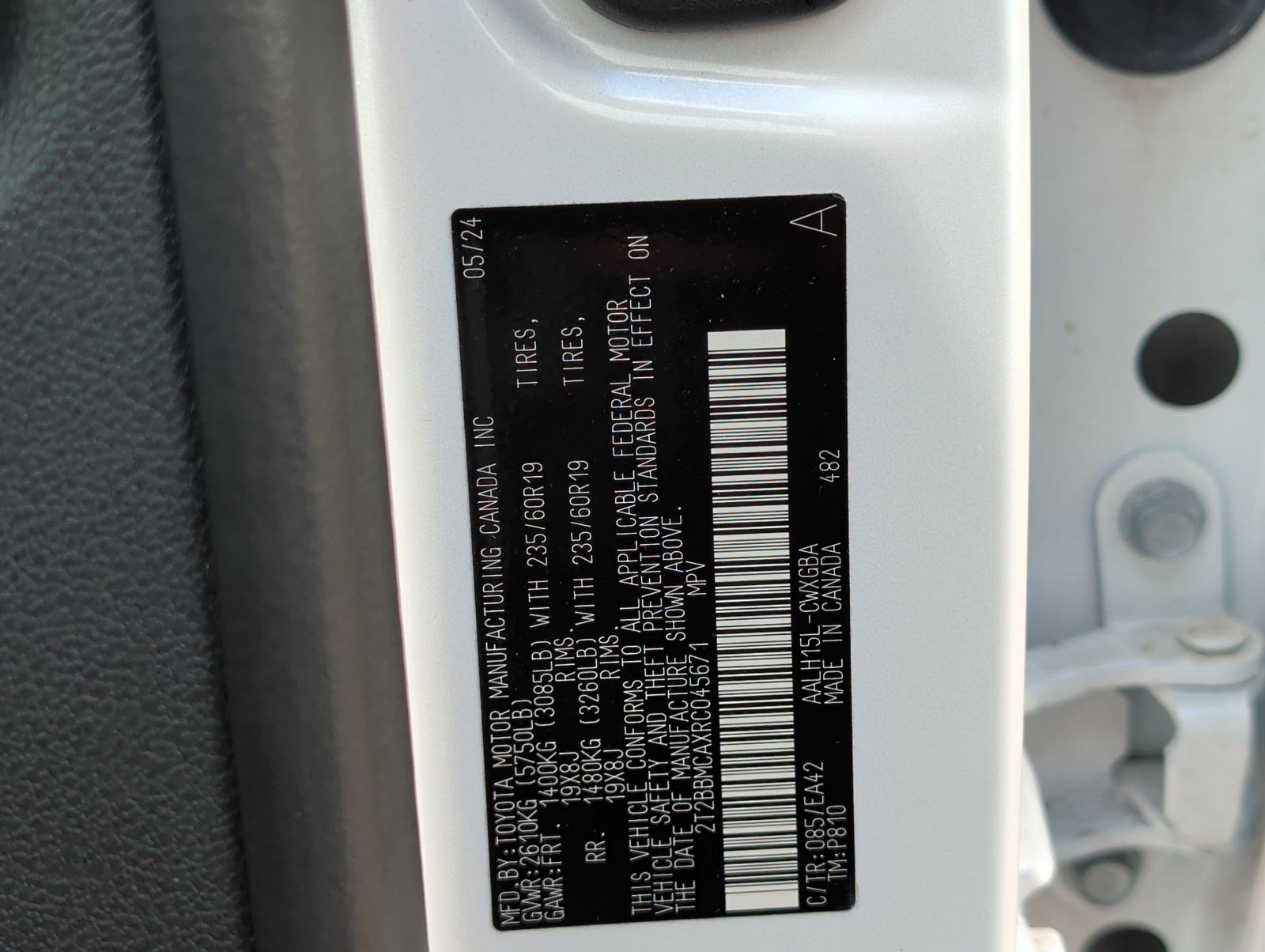 Used 2024 Lexus RX 350h w/ Accessory Package (K3) AWD/4WD image 31