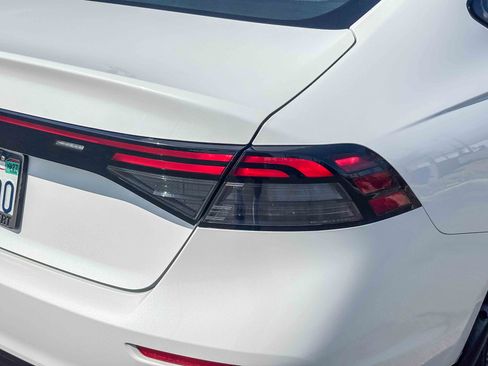 Certified 2025 Honda Accord SE image 8
