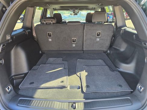 New 2025 Jeep Grand Cherokee Laredo X w/ Luxury Tech Group I image 12