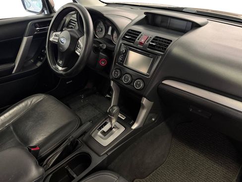 Used 2015 Subaru Forester 2.5i Limited AWD/4WD image 4