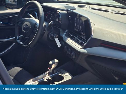 Used 2024 Chevrolet Trax RS w/ Driver Confidence Package FWD image 12