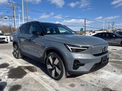 Used 2023 Volvo XC40 Recharge Ultimate w/ Protection Package Premier