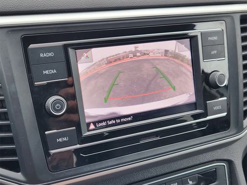 Used 2022 Volkswagen Atlas SE image 17