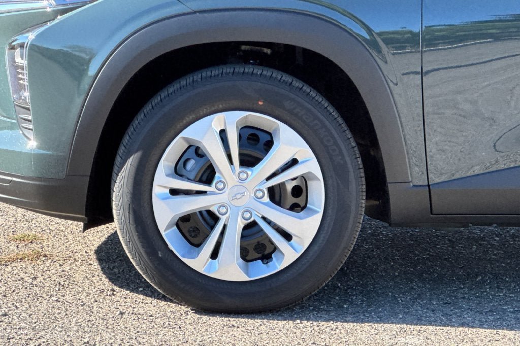 New 2026 Chevrolet Trax LS FWD image 26