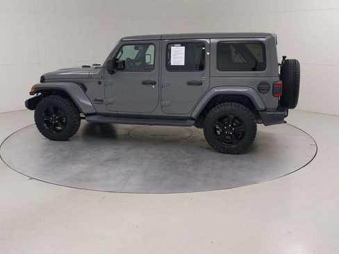 Used 2021 Jeep Wrangler Unlimited Sahara AWD/4WD image 17