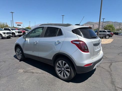 Used 2018 Buick Encore Preferred FWD image 9