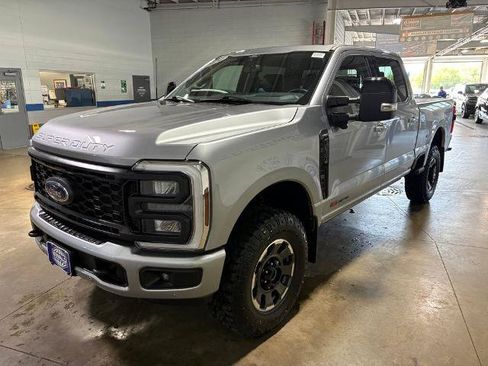 Certified 2024 Ford F350 Lariat w/ Lariat Ultimate Package AWD/4WD image 4