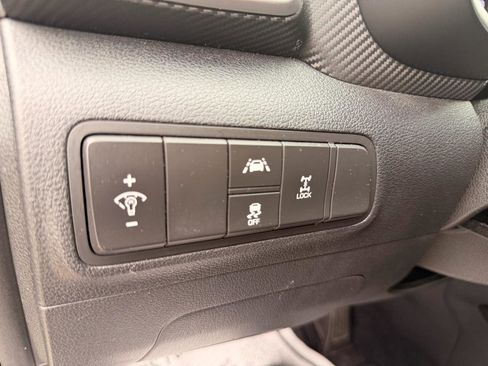 Used 2020 Hyundai Tucson SE w/ Cargo Package image 32