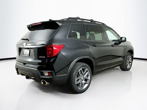 Used 2023 Honda Passport EX-L image 9