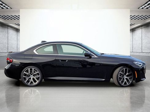 Certified 2022 BMW 230i Coupe w/ Convenience Package image 6