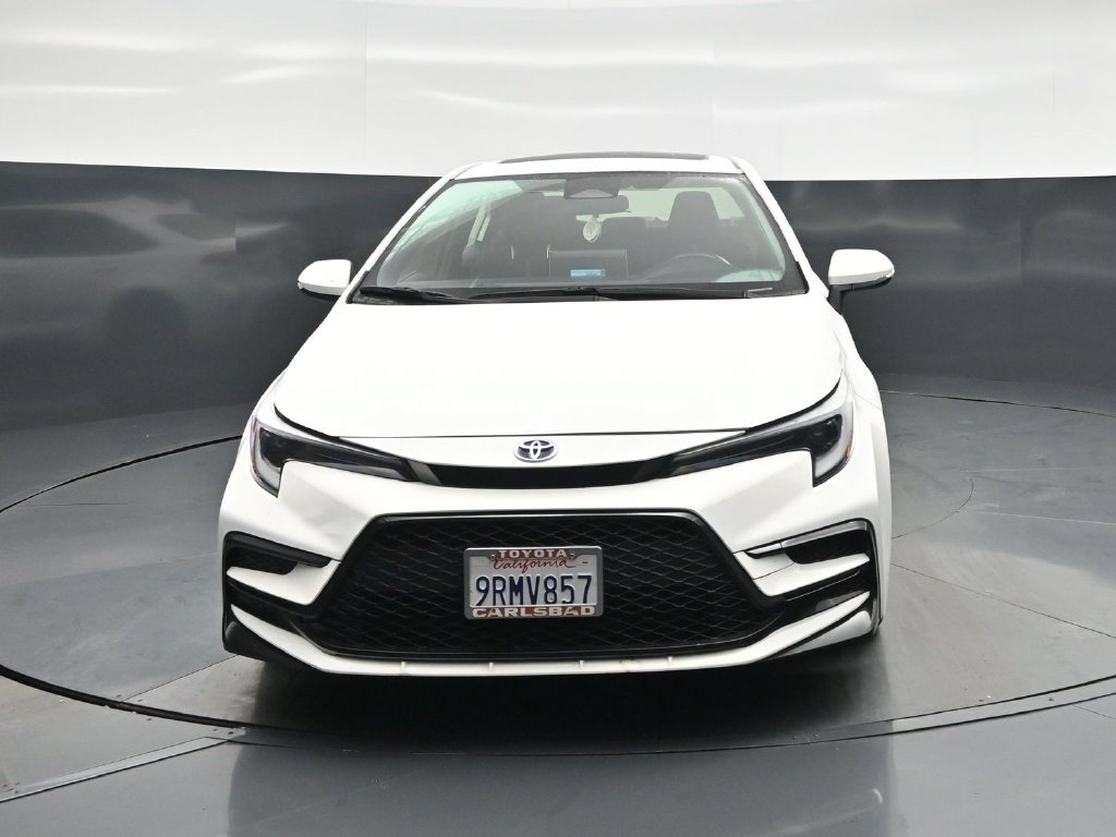 Used 2025 Toyota Corolla SE w/ SE Premium Package FWD image 23