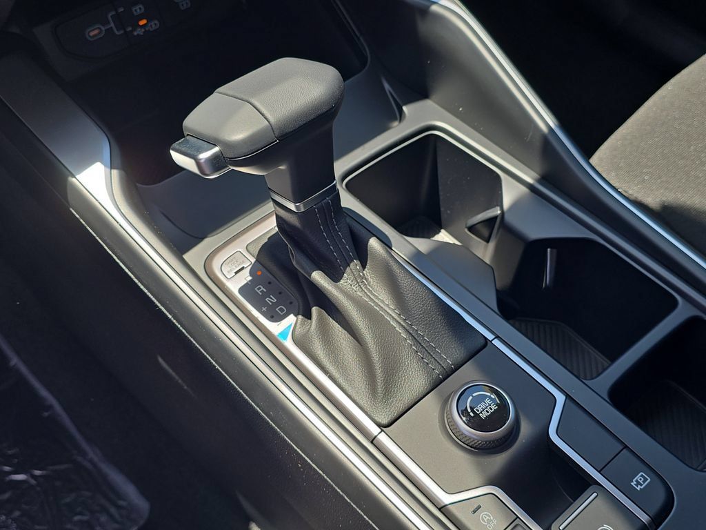 New 2026 Kia Sorento LX FWD image 25