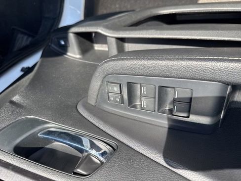 Used 2024 Honda Ridgeline Sport image 9