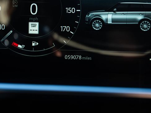 Used 2020 Land Rover Range Rover HSE image 45