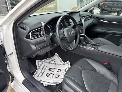 Used 2022 Toyota Camry XSE image 25