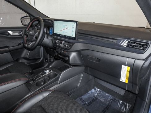 New 2026 Ford Escape ST-Line w/ Tech Pack #1 image 39