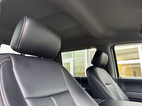 Certified 2021 Ford F350 Lariat w/ Tremor Off-Road Package image 16