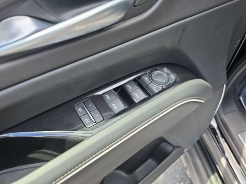 Used 2023 Cadillac Escalade ESV Sport AWD/4WD image 21