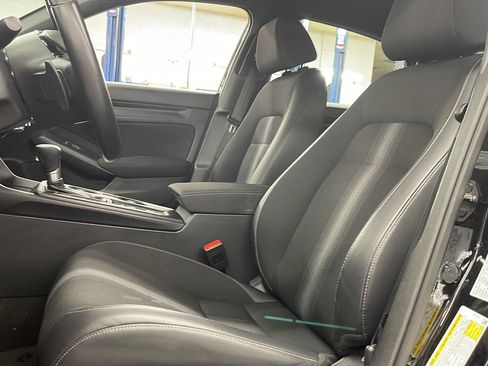 Used 2024 Honda Civic Sport image 14