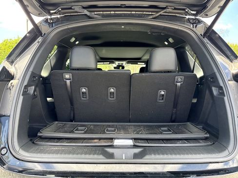 Used 2025 Honda Pilot TrailSport image 28