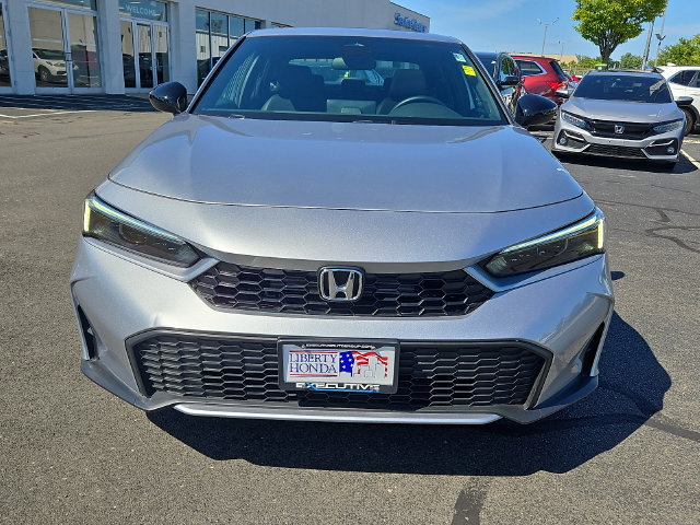 Used 2025 Honda Civic Sport image 2