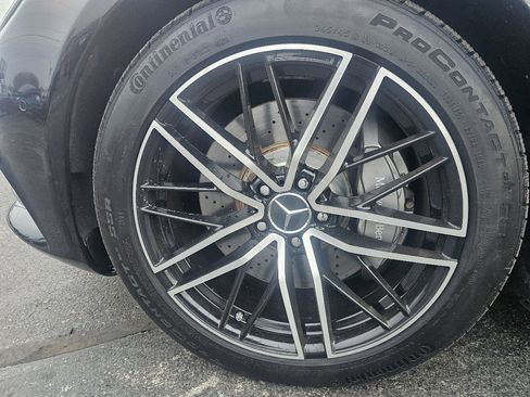 Used 2015 Mercedes-Benz S 550 4dr Sdn S 550 4MATIC w/ Sport Package image 9