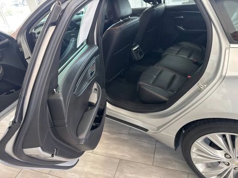 Used 2017 Chevrolet Impala Premier w/ Enhanced Convenience Package FWD image 23