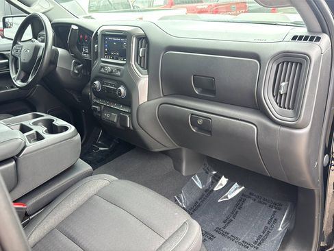 Used 2023 Chevrolet Silverado 1500 Custom Trail Boss w/ LPO, Dark Essentials Package image 11