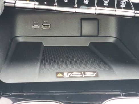 New 2026 Chevrolet Traverse LT w/ Sun and Wheel Package image 40