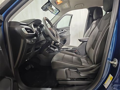 Used 2021 Chevrolet TrailBlazer LS image 18