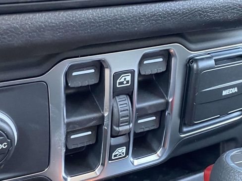 New 2026 Jeep Gladiator Mojave AWD/4WD image 19