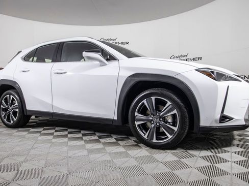 Used 2026 Lexus UX 300h FWD w/ Accessory Package (Z1) image 2