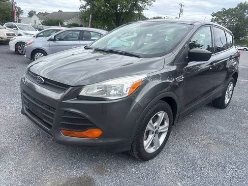 Used 2016 Ford Escape S FWD image 1
