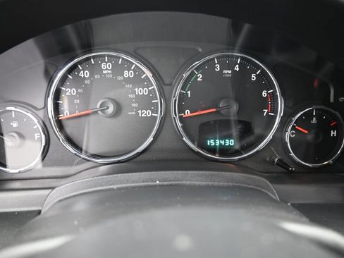 Used 2011 Jeep Liberty Sport image 21