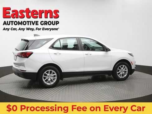 Used 2022 Chevrolet Equinox LS FWD image 41
