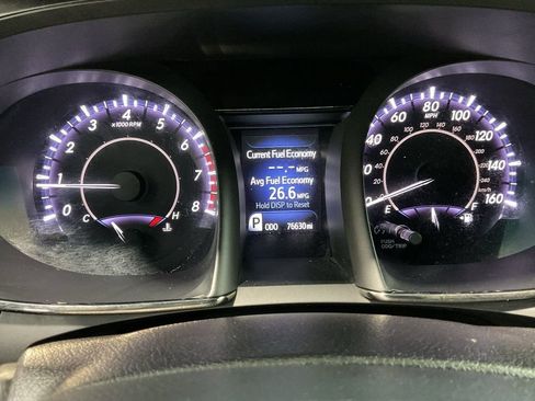 Used 2018 Toyota Avalon XLE image 13