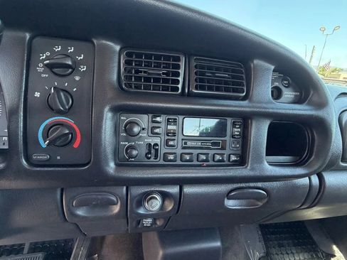 Used 2001 Dodge Ram 1500 Truck 2WD Quad Cab image 21