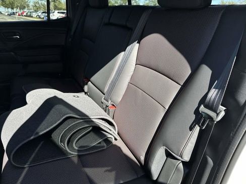New 2026 Honda Ridgeline Black Edition image 13